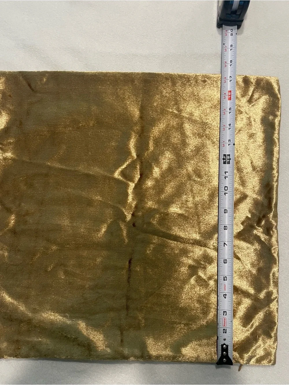 Gold Velvet Pillow Covers 18x18 Decorative Pillows Pack of 10, NWOT